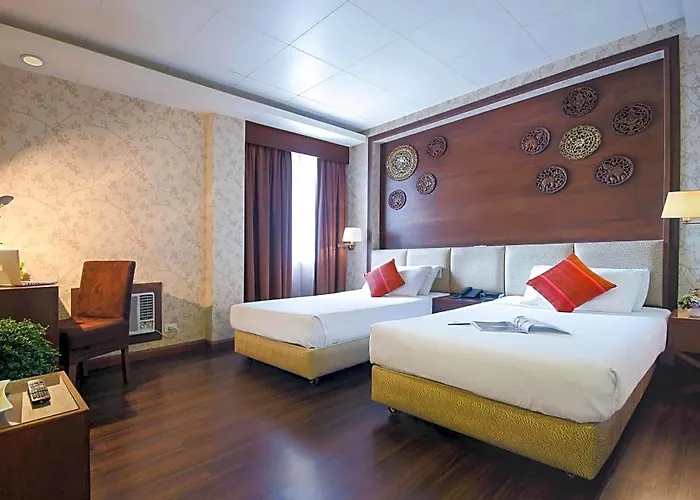 Western La 3* Manila