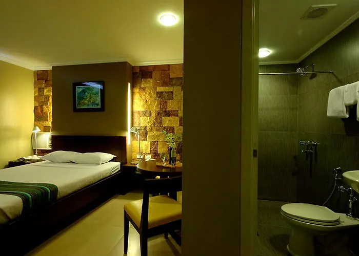 Western La Hotel